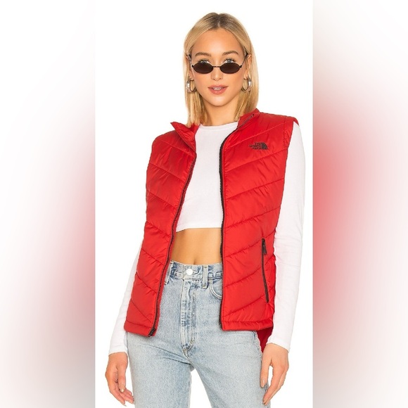 NWOT - North Face Red Puffer Vest - L - Picture 2 of 11